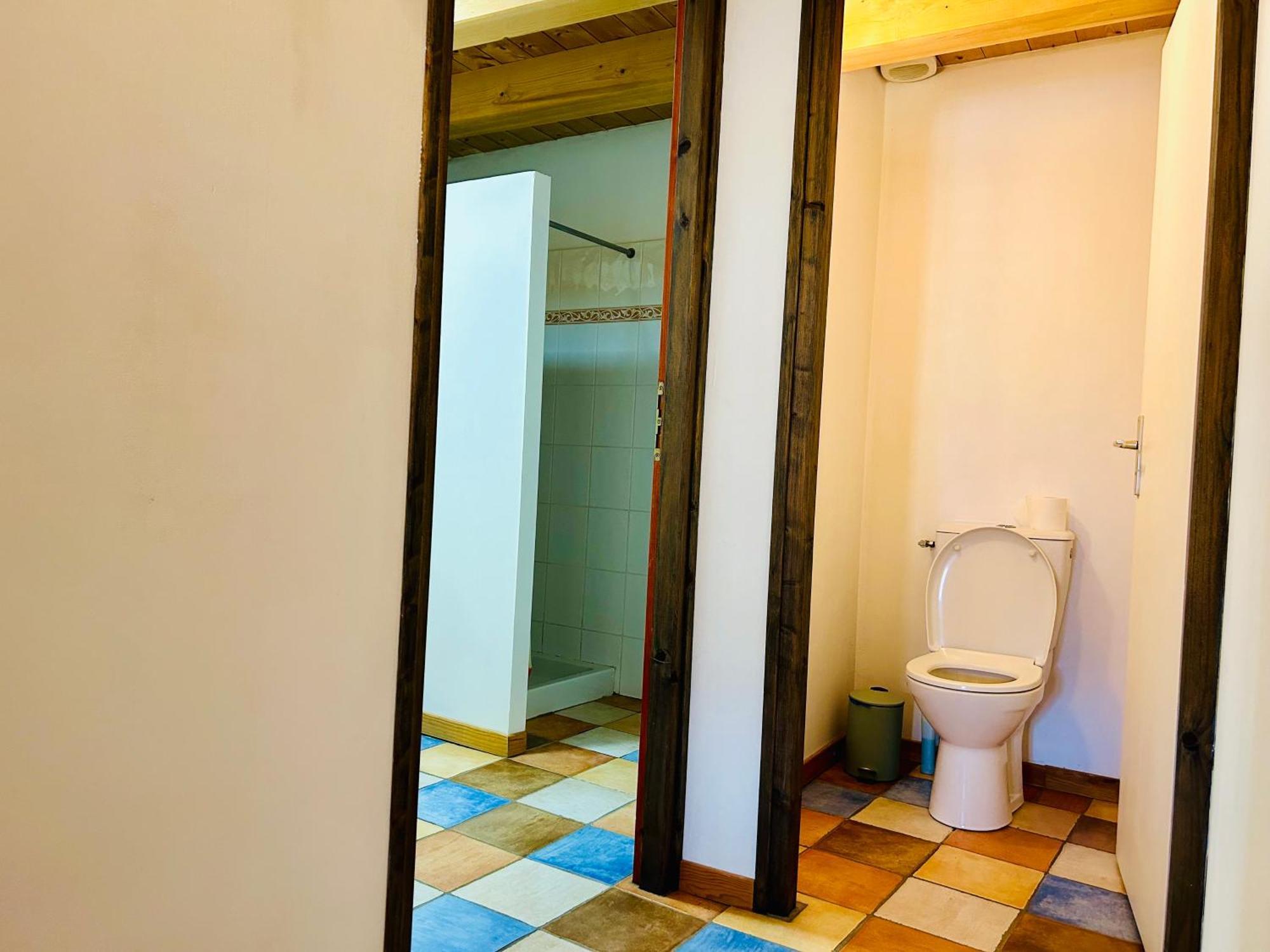 Au Pied Du Chateau- Parking Wifi Jardin - Clg Savoie Freterive Zewnętrze zdjęcie